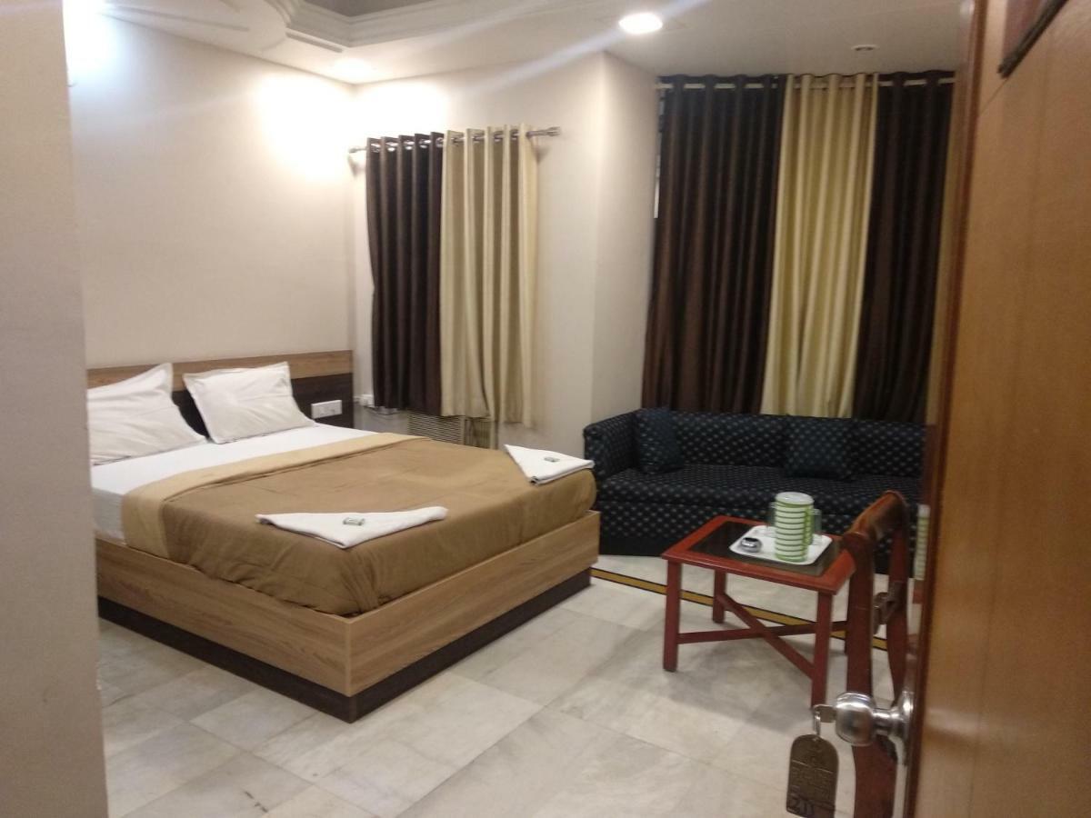 Hotel Rajwada International Belgaum Dış mekan fotoğraf
